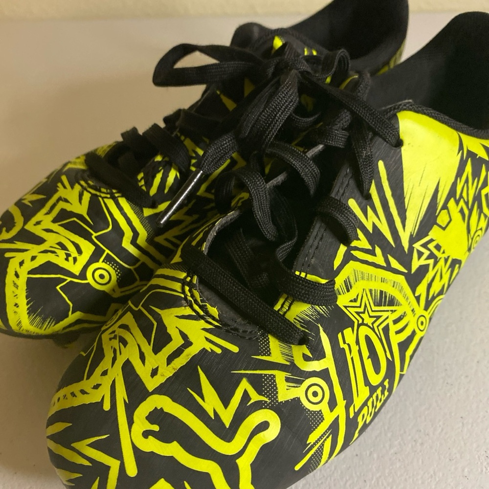 Puma Yellow and Black Sneakers with Graffiti Design US 2